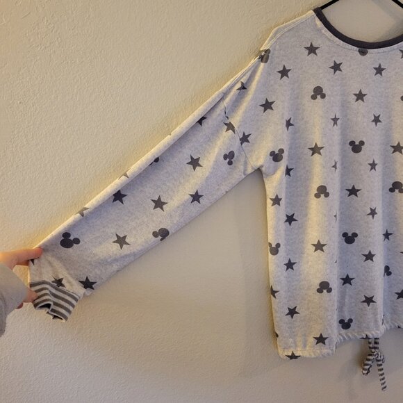 Disney Womens 2 Piece Cozy Pajama Set - Size Medium - Picture 15 of 15